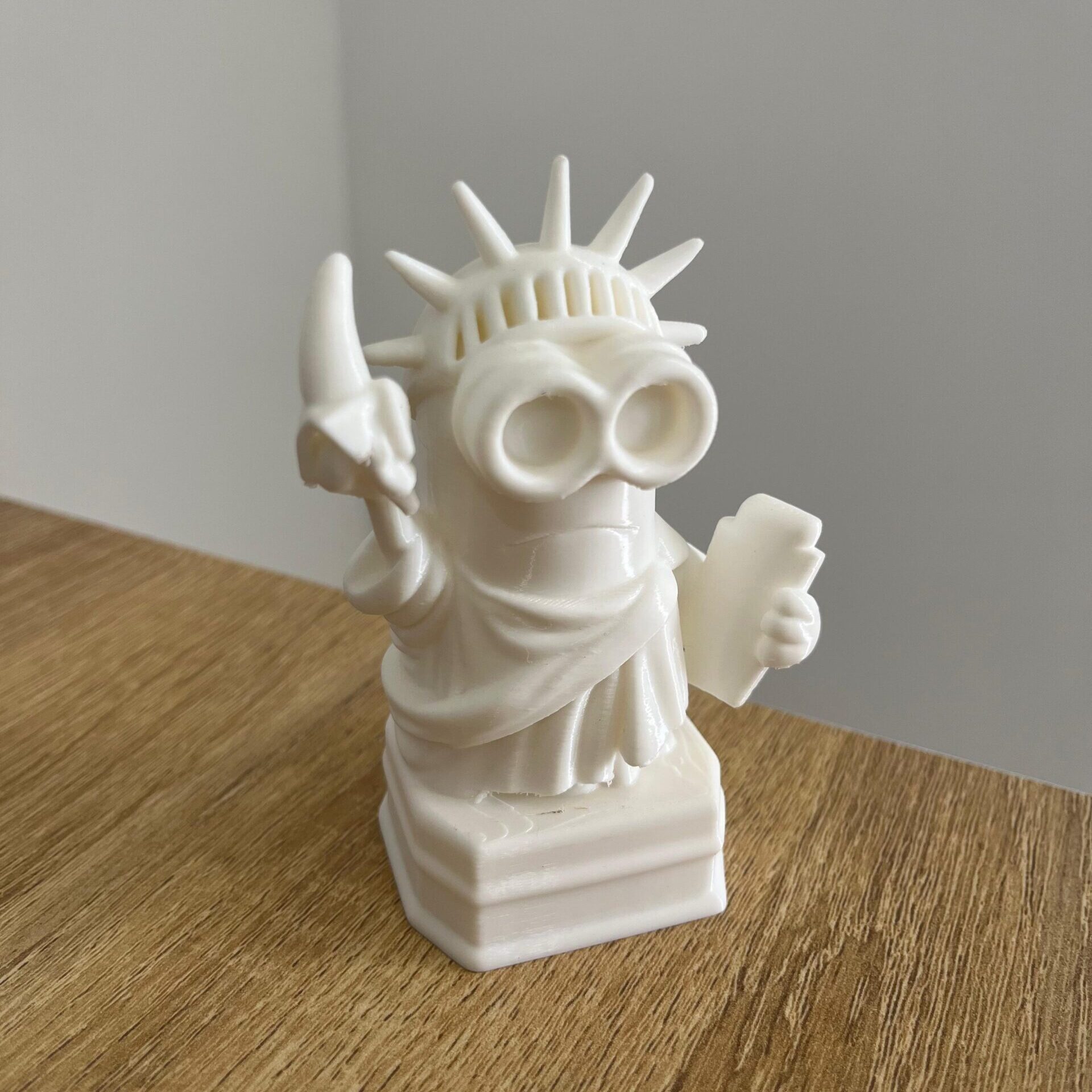 Minion estatua de la libertad